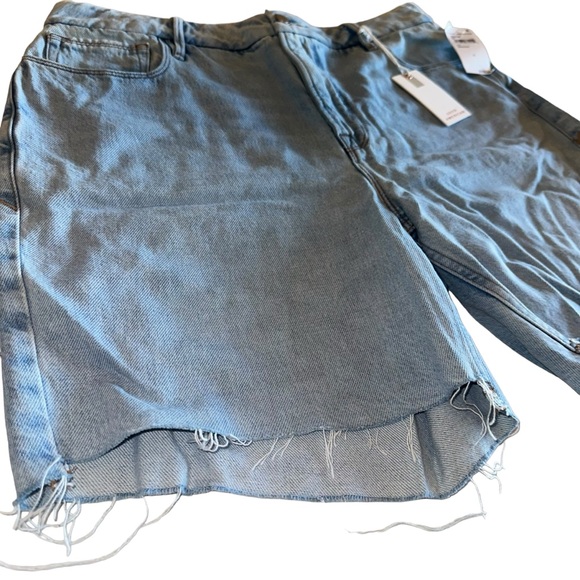 Good American Denim Bermuda Shorts a size 12 / 31 - Picture 8 of 12